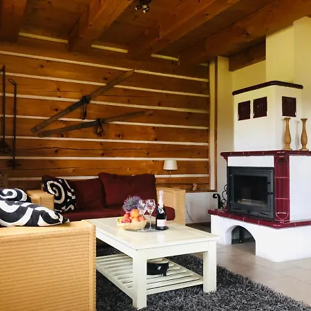 Roubenka Adél Lodge *
